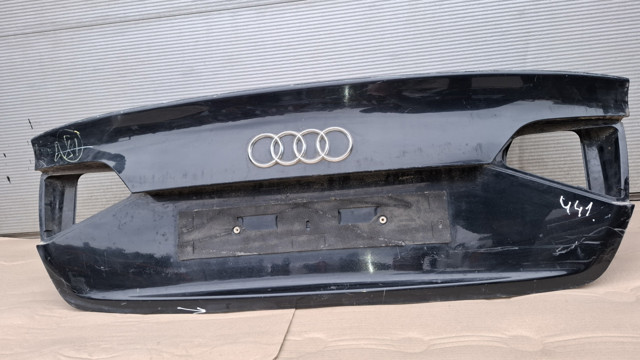 VAG 8T0827023C Дверь задняя (багажная 3/5-я (ляда) в наличии Ровно
