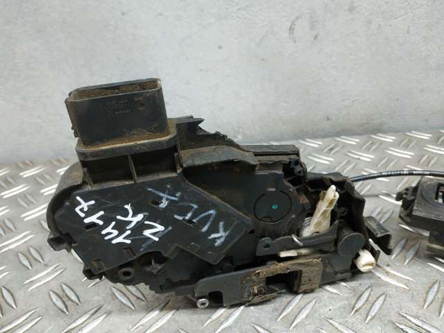 FORD 8V4AS26412EA Замок двери задней правой в наличии Павлоград