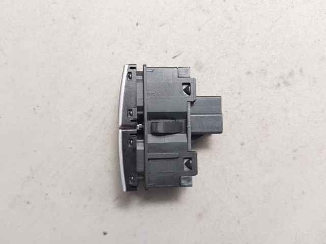 FORD 8V4T13A350AB в наличии Чернигов