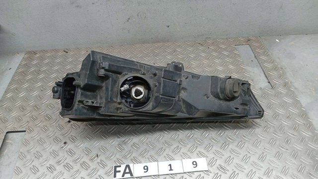 8W0941006 Фара правая купить Ровно