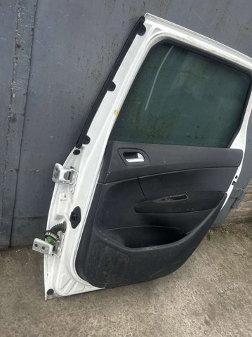 9008T0 PEUGEOT Дверь задняя правая купить в Запорожье