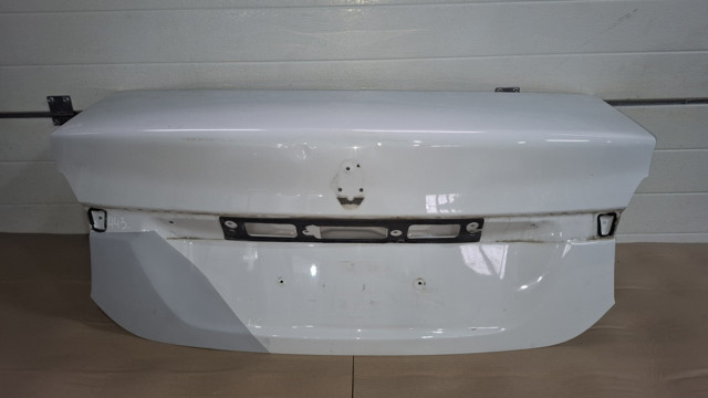 Крышка багажника 901003406R RENAULT