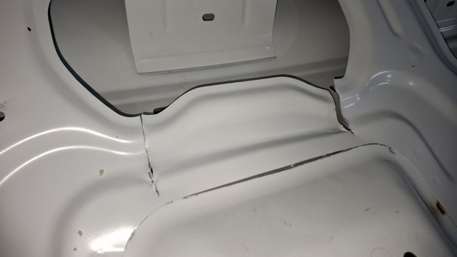 901003406R RENAULT Крышка багажника купить в Украина