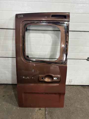 Дверь фургона задняя, распашная, левая 901010761R RENAULT