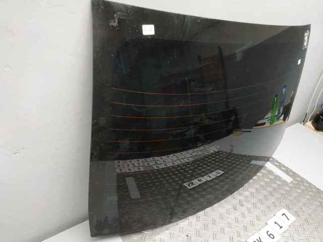 903000563R RENAULT Стекло заднее купить в Николаев