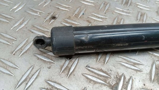 Газовый упор багажника 905603FY0A NISSAN