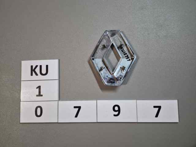 908890016R RENAULT Эмблема крышки багажника (фирменный значок) купить в Житомир