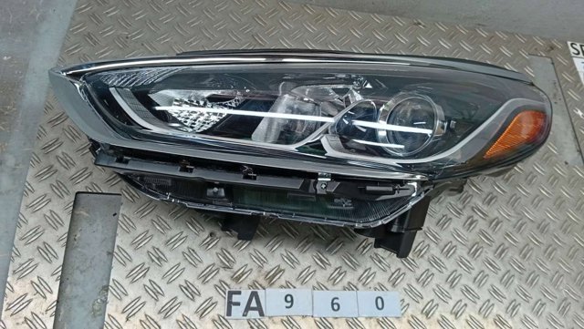 Фары 92101C2500 MARKET (OEM)