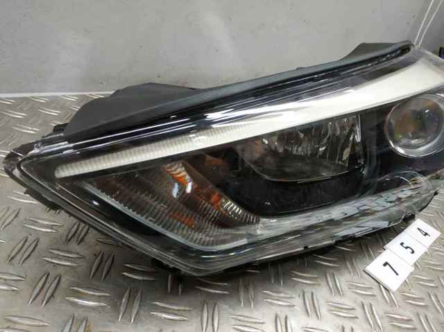 92101D3050 HYUNDAI Фара левая купить в Черкассы