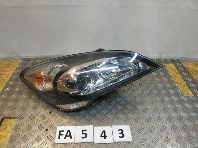 Фара передняя правая 921021H070 HYUNDAI