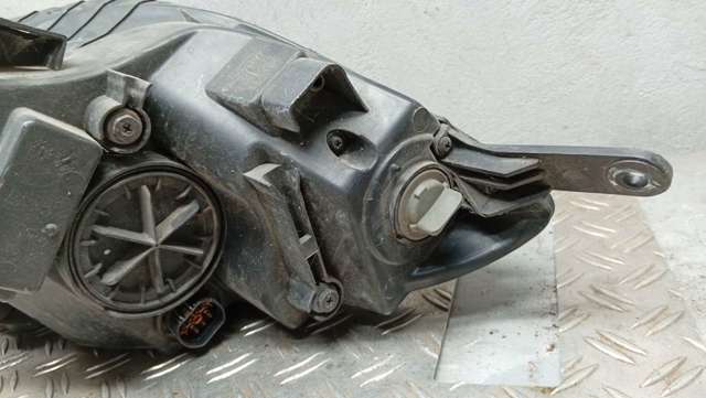 HYUNDAI 921021KXXX Фара правая в наличии Житомир