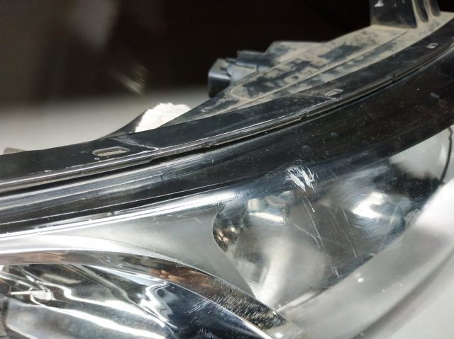 921021MXXX HYUNDAI Правая фара купить в Житомир