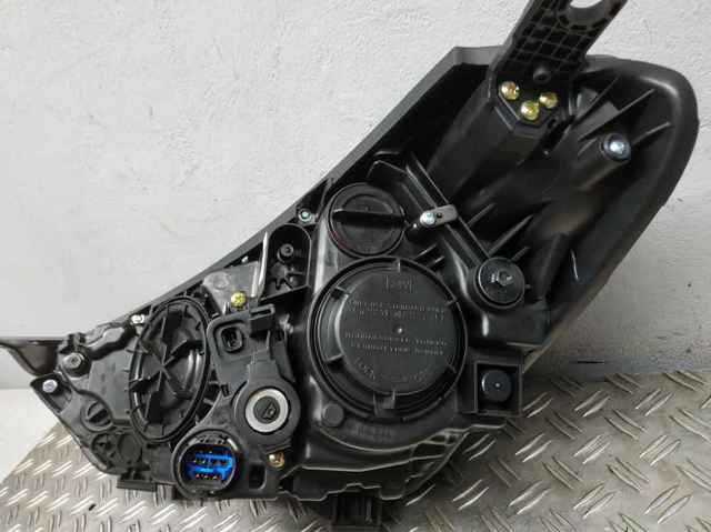 92102D3050 Фара правая купить Запорожье