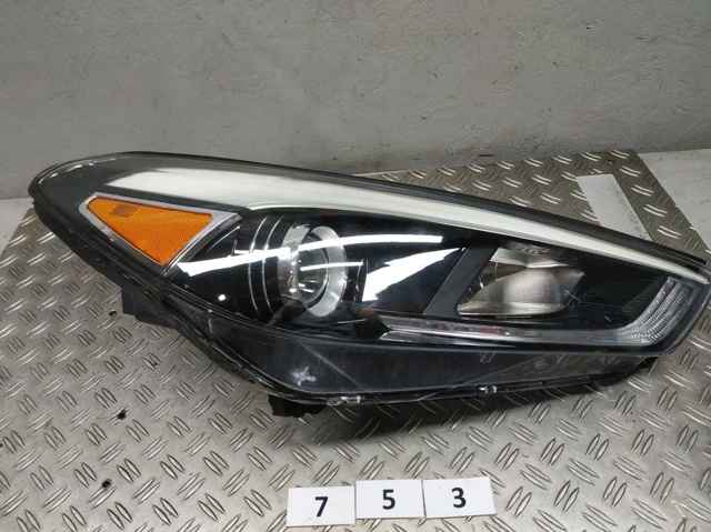HYUNDAI 92102D3050 Правая фара в наличии Днепр