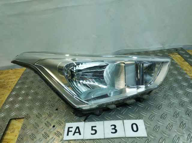Вставка фары правой 92102M0000 HYUNDAI