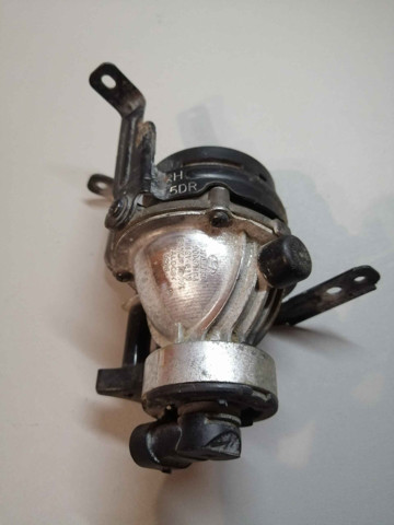 HYUNDAI 922021H000 Фара противотуманная правая в наличии Украина