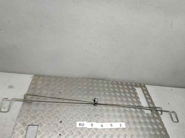 Амортизатор крышки багажника 96405840 GM