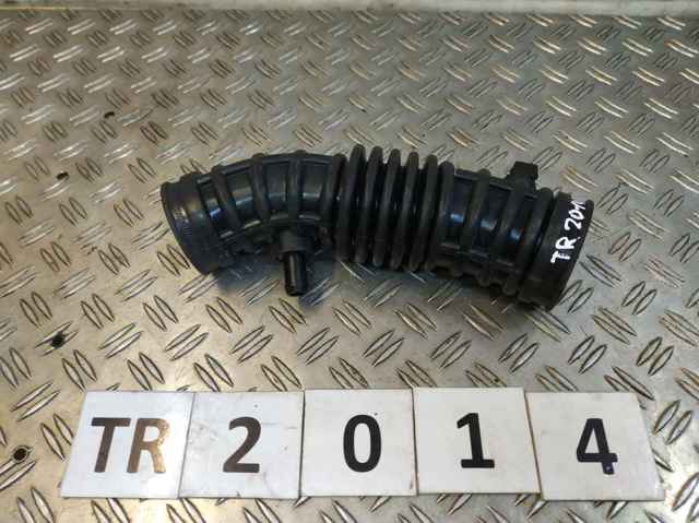 Патрубок воздушный, выход воздушного фильтра 96536712 GM