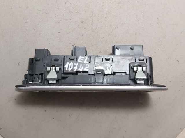 96788264ZD PEUGEOT Кнопочный блок управления стеклоподъемником передний левый купить в Чернигов