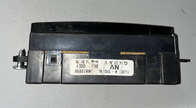 GM 96812050 Часы салонные в наличии Харьков