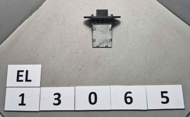 Реле отопителя 970624A110 HYUNDAI