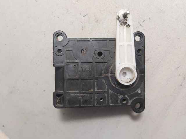 Привод заслонки печки 971242E200 HYUNDAI