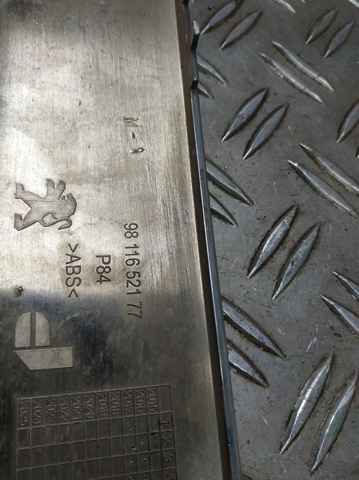 PEUGEOT 9811652177 в наличии Николаев