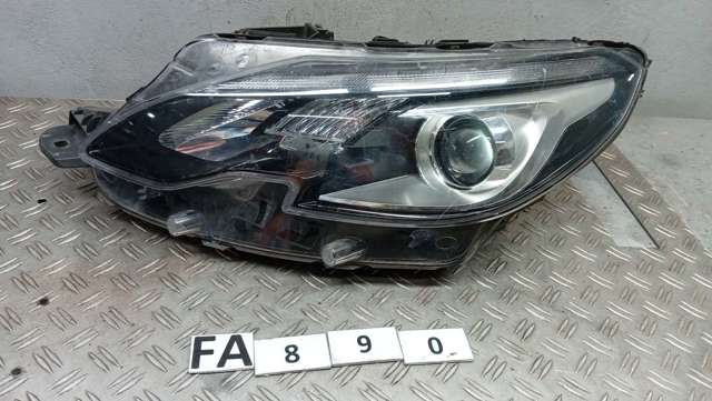 Фара левая передняя 9814749080 PEUGEOT