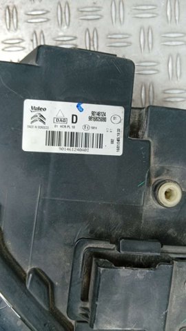 9816825080 PEUGEOT Правая фара купить в Тернополь