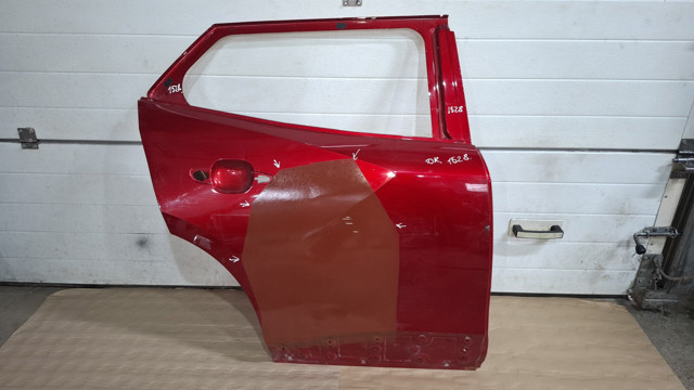 Дверь задняя в сборе 9831048080 PEUGEOT