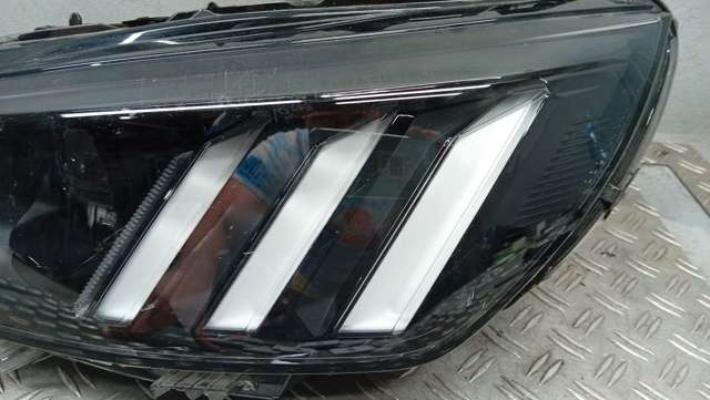 PEUGEOT 9841642080 Левая фара в наличии Одесса