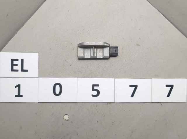 Датчик Айрбег передний 98581CD000 NISSAN