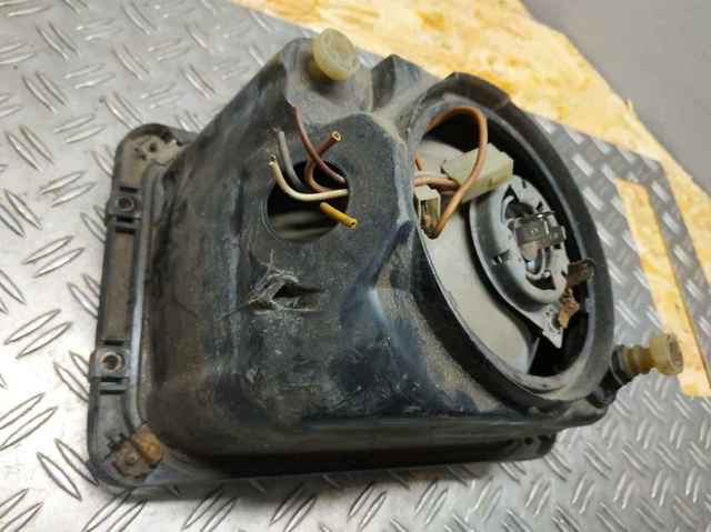 Фара основная правая A0008209261 MERCEDES