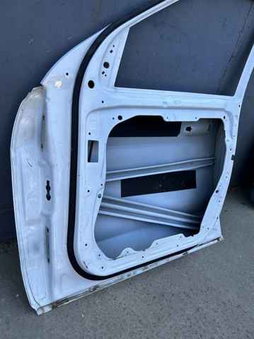 MERCEDES A1667200205 Дверь передняя правая в наличии Тернополь