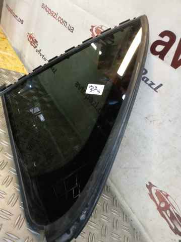 MERCEDES A1677301308 Стекло-форточка двери задней левой в наличии Тернополь