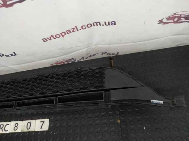 MERCEDES A1778859100 Решетка бампера переднего центральная в наличии Одесса