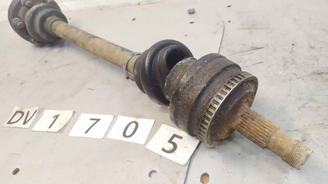 Полуось задняя, левая A2203506810 MERCEDES