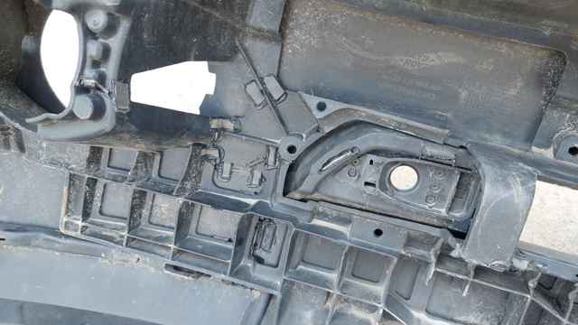 LAND ROVER AH2217F003AB Передний бампер в наличии Одесса