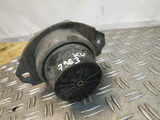 LAND ROVER AH226A003BA Передняя опора двигателя в наличии Харьков