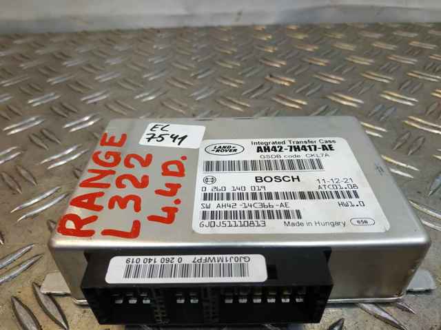 LAND ROVER AH427H417AE в наличии Тернополь