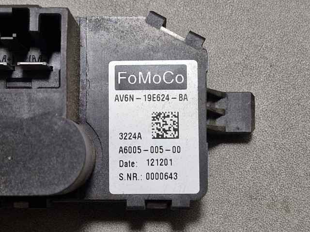 AV6N19E624BA Резистор печки купить Черкассы