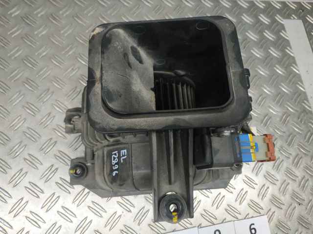 HYUNDAI B308830400 в наличии Харьков