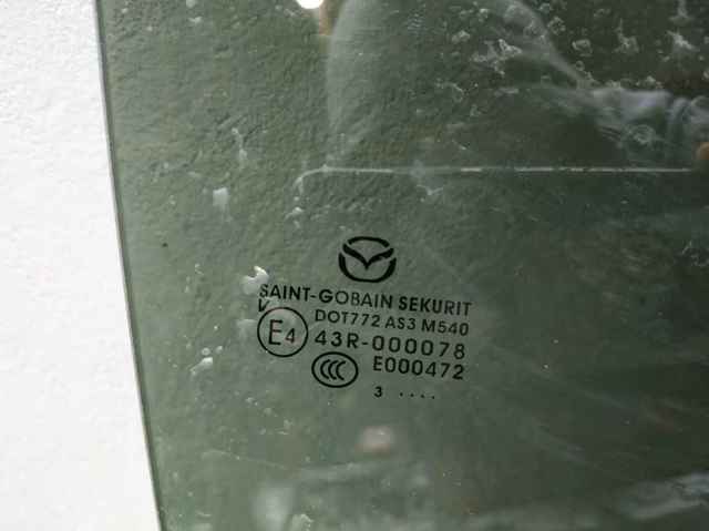 MAZDA BHN972510 Стекло двери задней правой в наличии Днепр