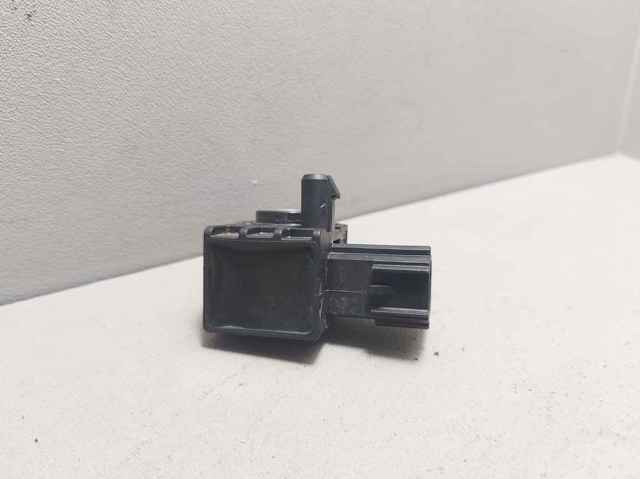 Датчик подушки безопасности BJ3214B006AA LAND ROVER