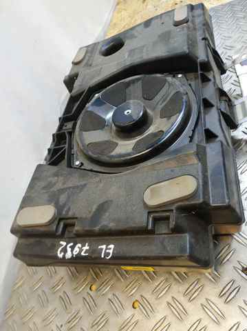 LAND ROVER BJ3218808EB в наличии Днепр