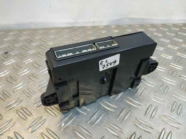 LAND ROVER BJ3219H440AG в наличии Николаев