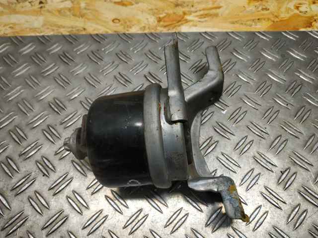 LAND ROVER BJ326F012BA в наличии Павлоград