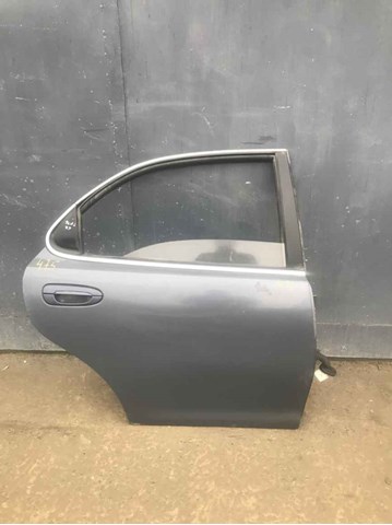 Задняя правая дверь C00172020T MAZDA