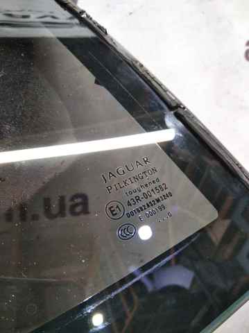 Форточка двери треугольник, задней, левой C2Z25883 JAGUAR
