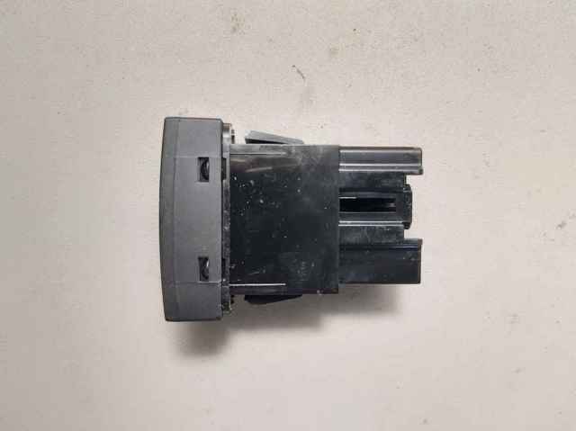 D65155225 MAZDA купить в Украина